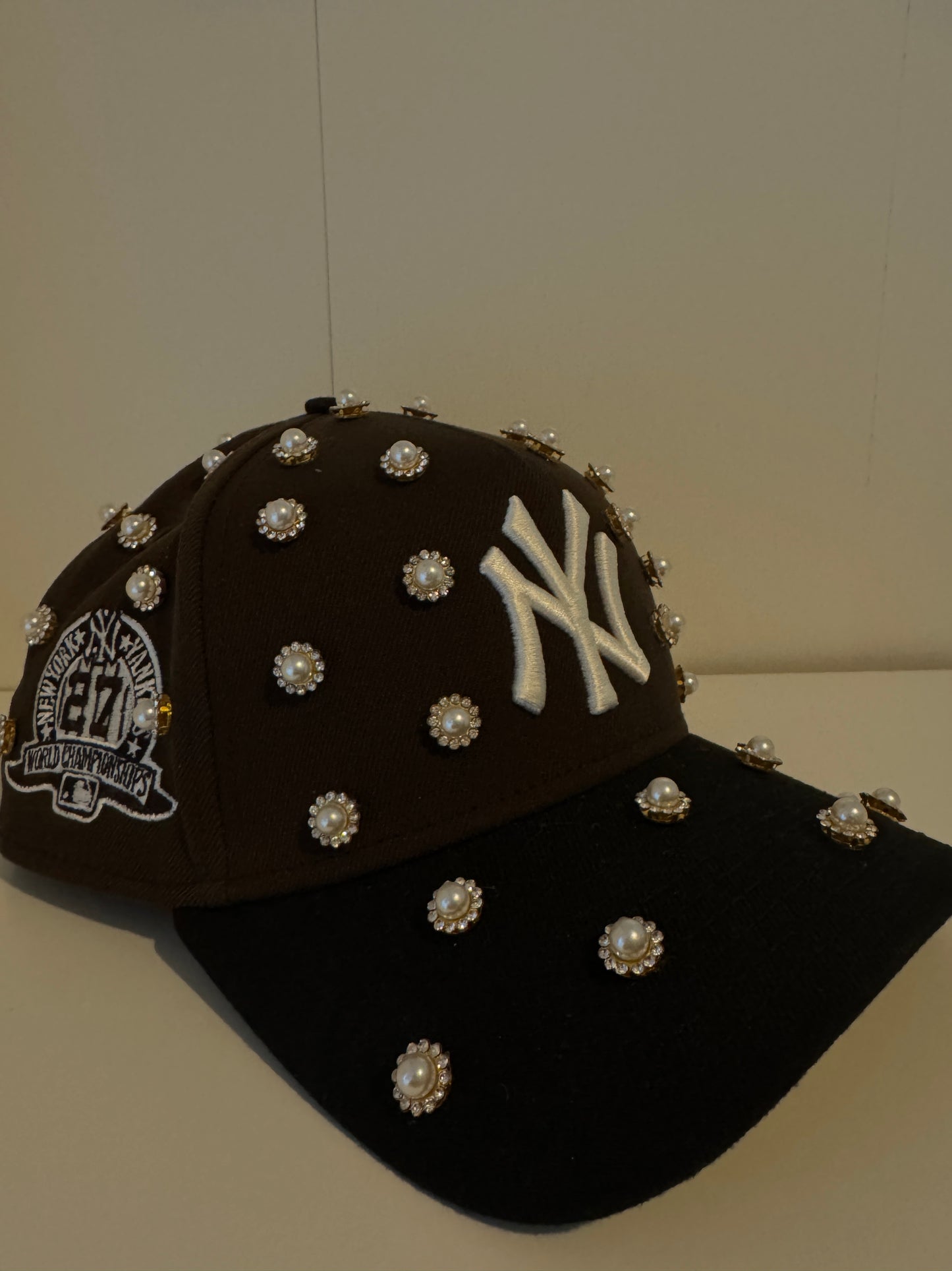 Limited Edition- Brown Yankee with Pearls